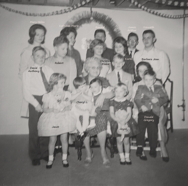 Michelle M. Murosky: The Murosky Collection &emdash; 1962 Murosky Family Christmas
