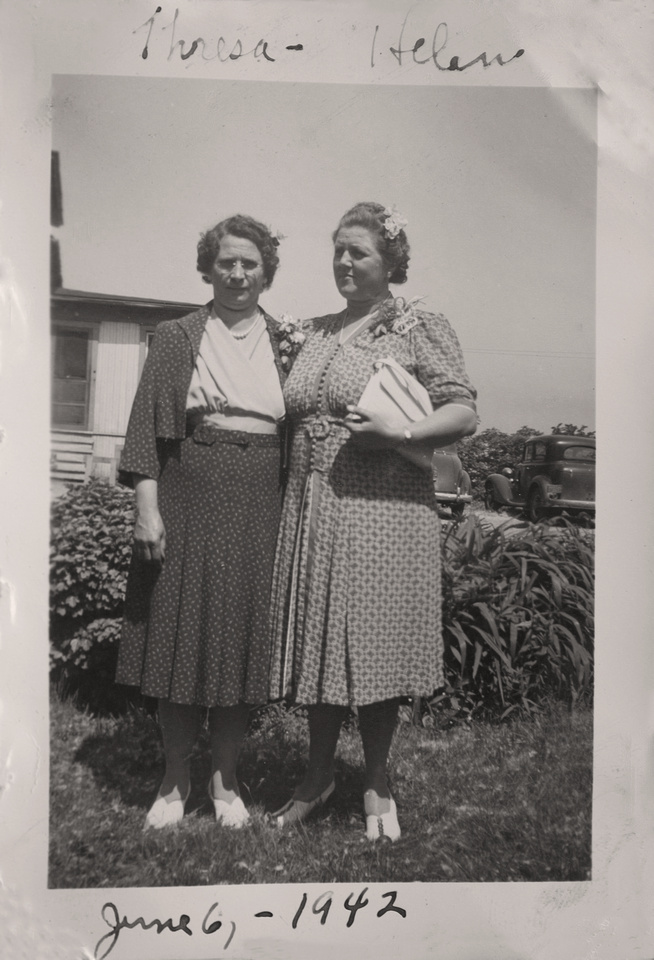 Michelle M. Murosky: The Murosky Collection &emdash; 1942 - Theresa Filipkowski & Helen Tillie Bukowski